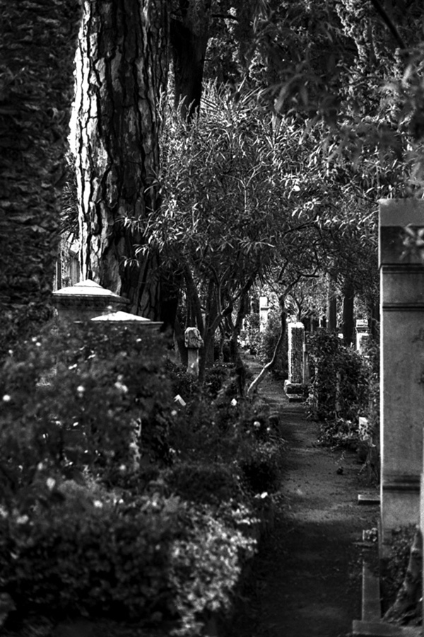 Cimitero Acattolico di Roma 0018