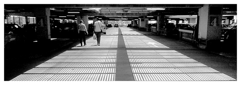 al parcheggio del Centro Commerciale