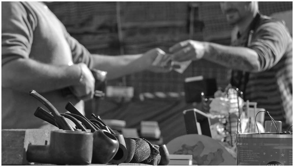 Compro, baratto e vendo