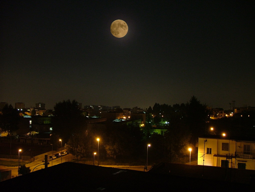 Luna............................Modificata