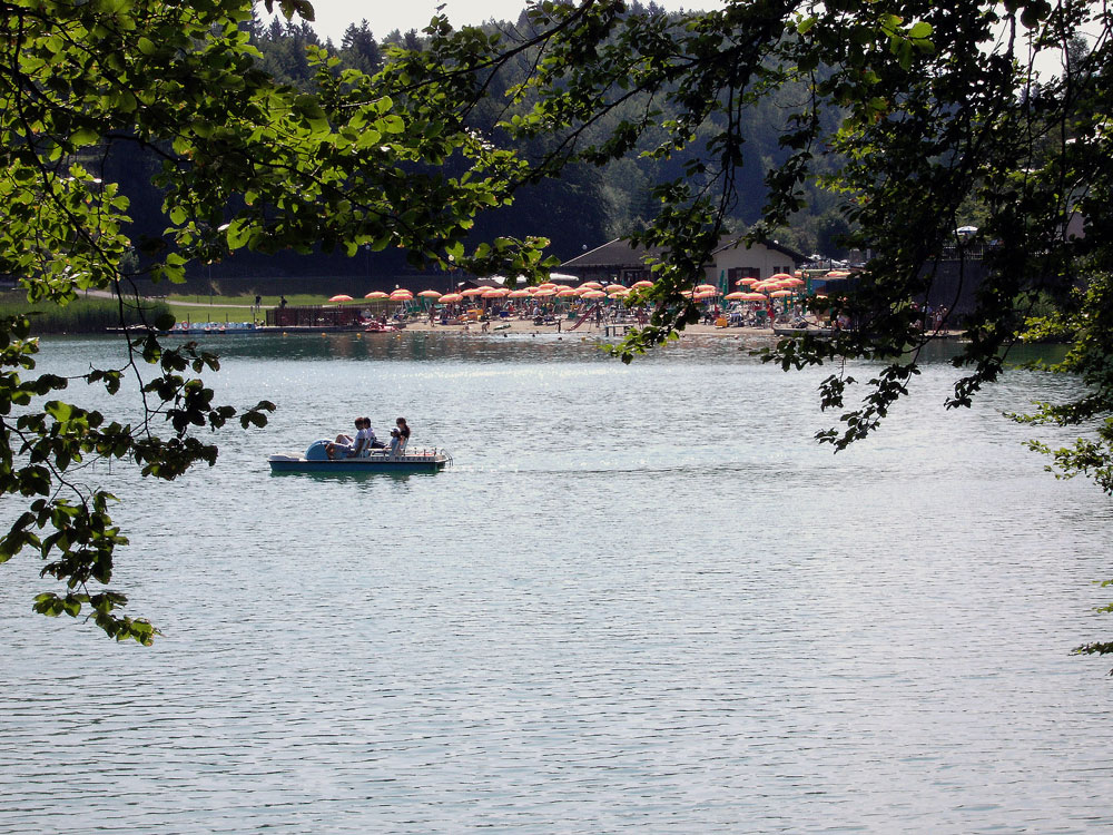 45 TRENTINO- LAGO DI LAVARONE