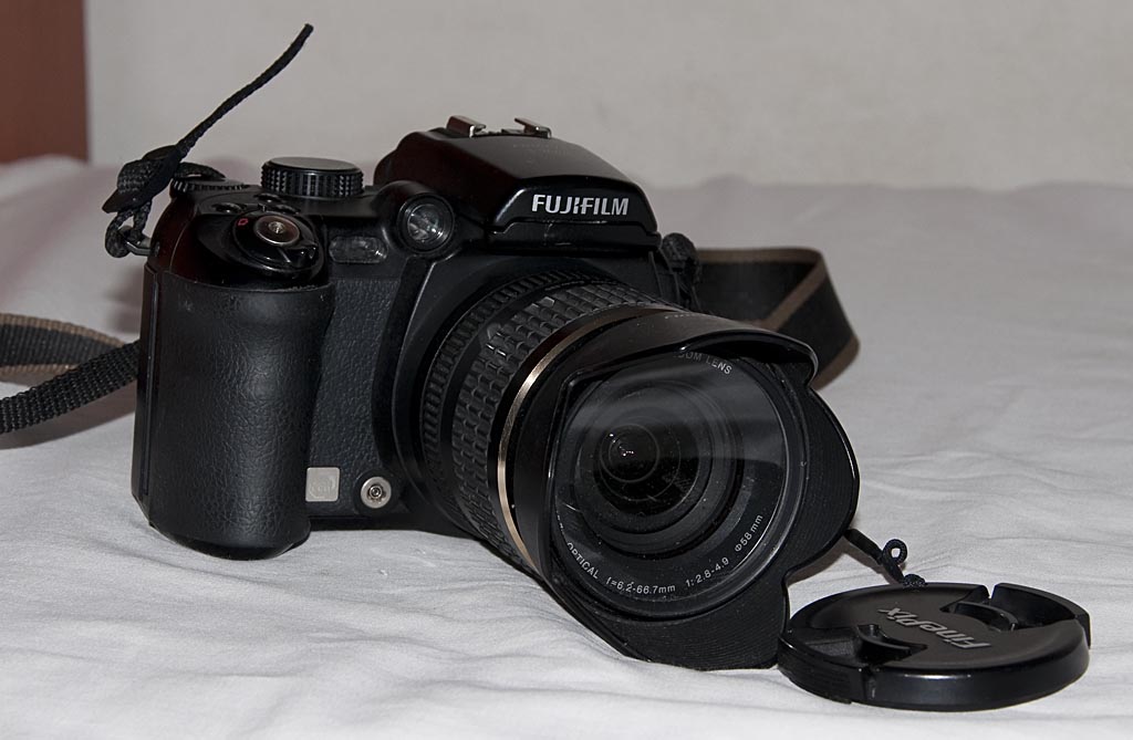 Fujifilm S9600