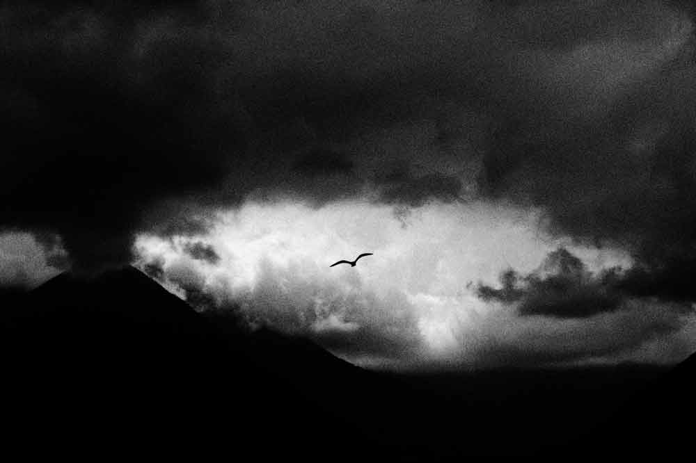 Eruzione vulcanica Lariana