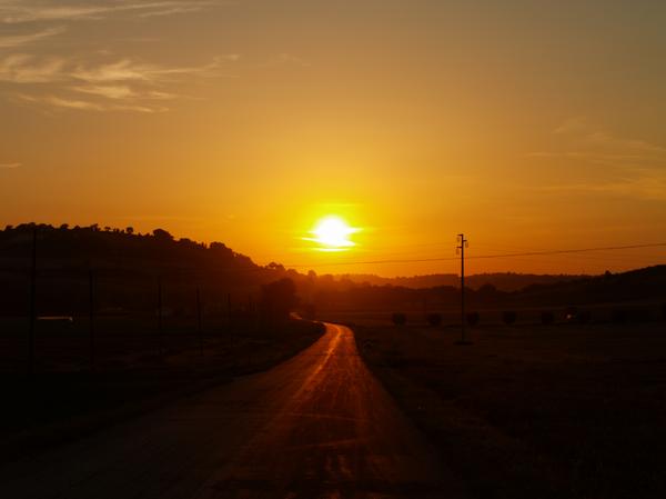 Strada al tramonto...