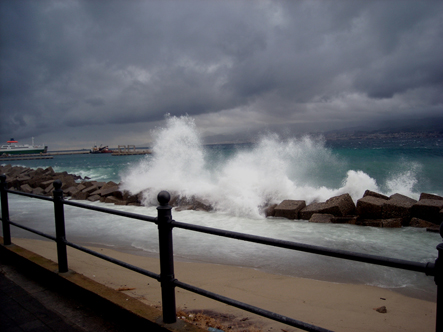 mare in tempesta