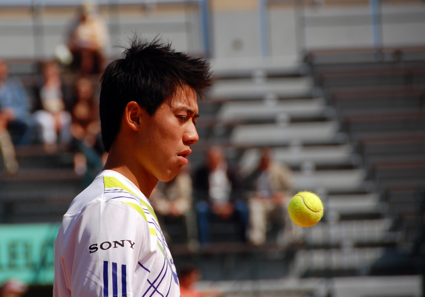 Nishikori, la palla