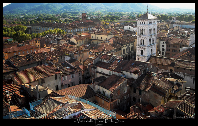 Lucca dalla Torre Delle Ore