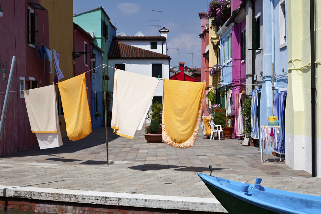 ...torcello: un'isola a colori...