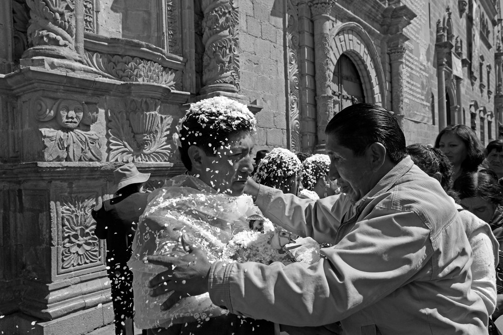 bolivia 2010  festa di santiago a la paz in bew