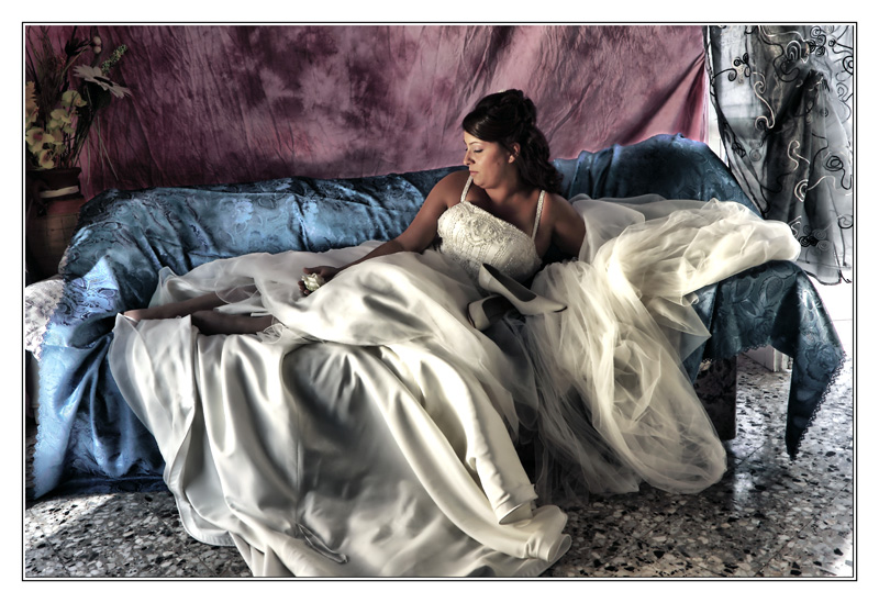 Sposa sul divano