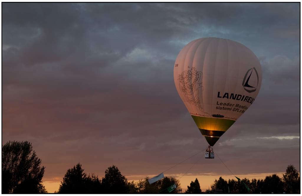 come lanterna nella sera