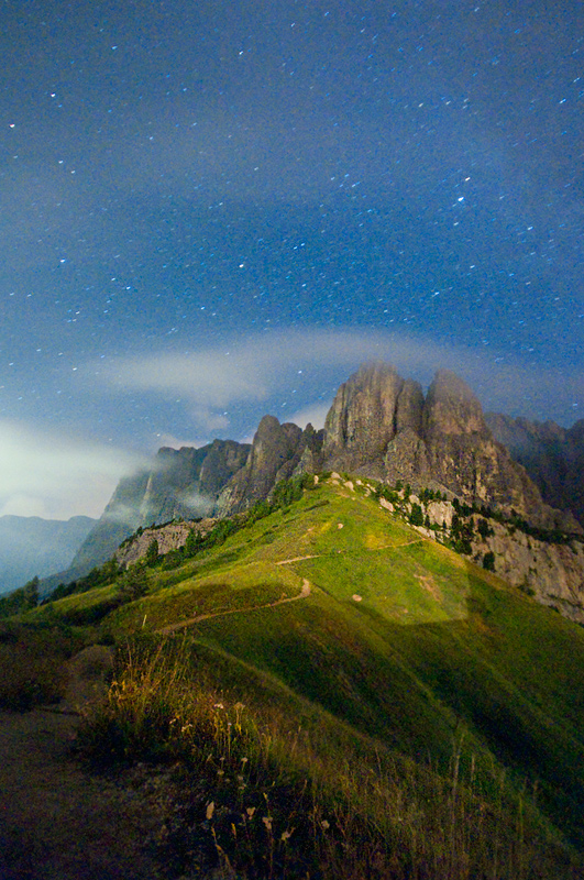 Notturno dal Passo Gardena