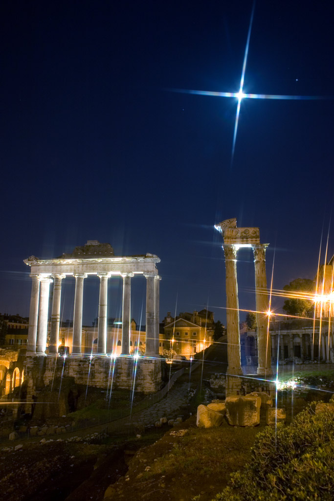 Fori Imperiali notturno