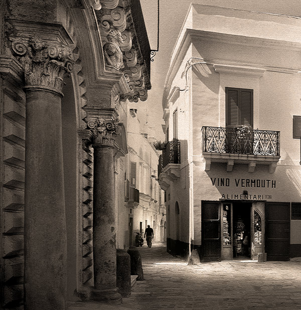 Gallipoli vecchia : Scorcio di Palazzo Romito