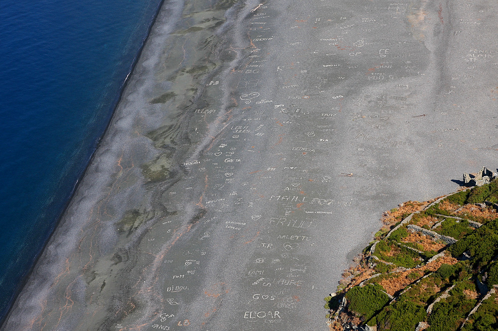 LA SPIAGGIA DI NONZA