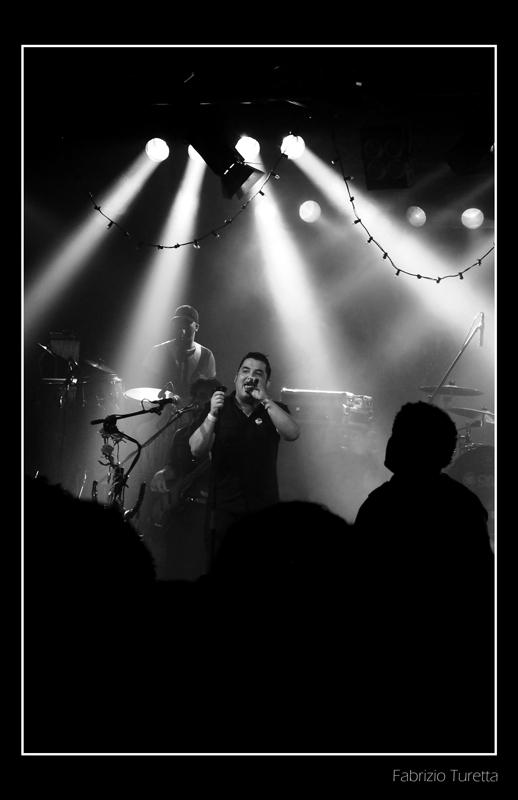 - Roy Paci - LEONCAVALLO