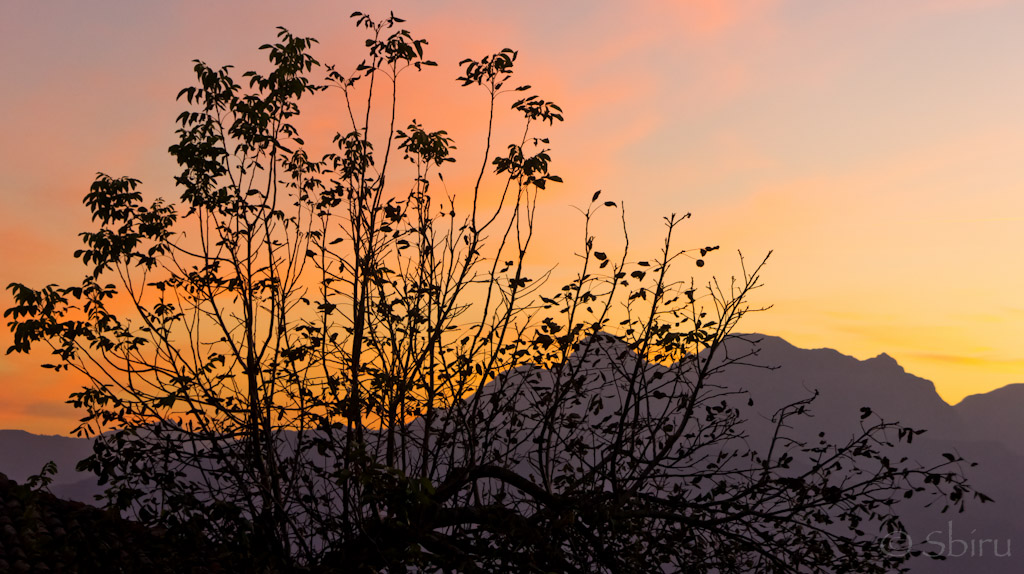 La pania all'imbrunire