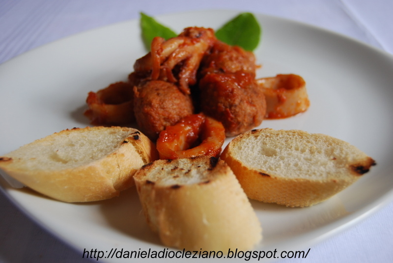 Crostini con polpettine