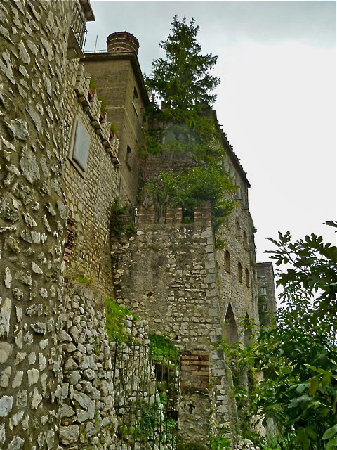...castello diroccato...