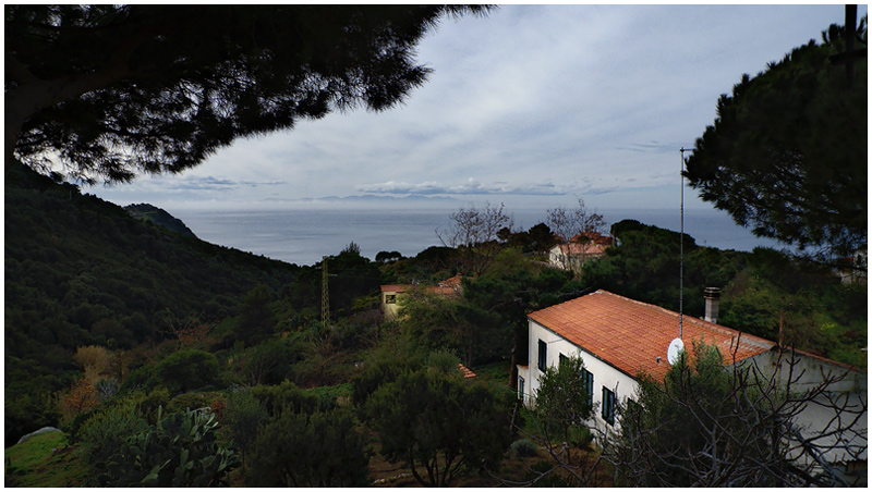 Sguardo verso la Corsica