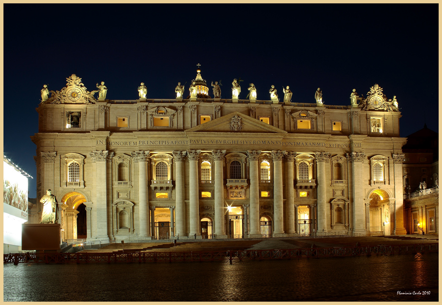 vaticano by night