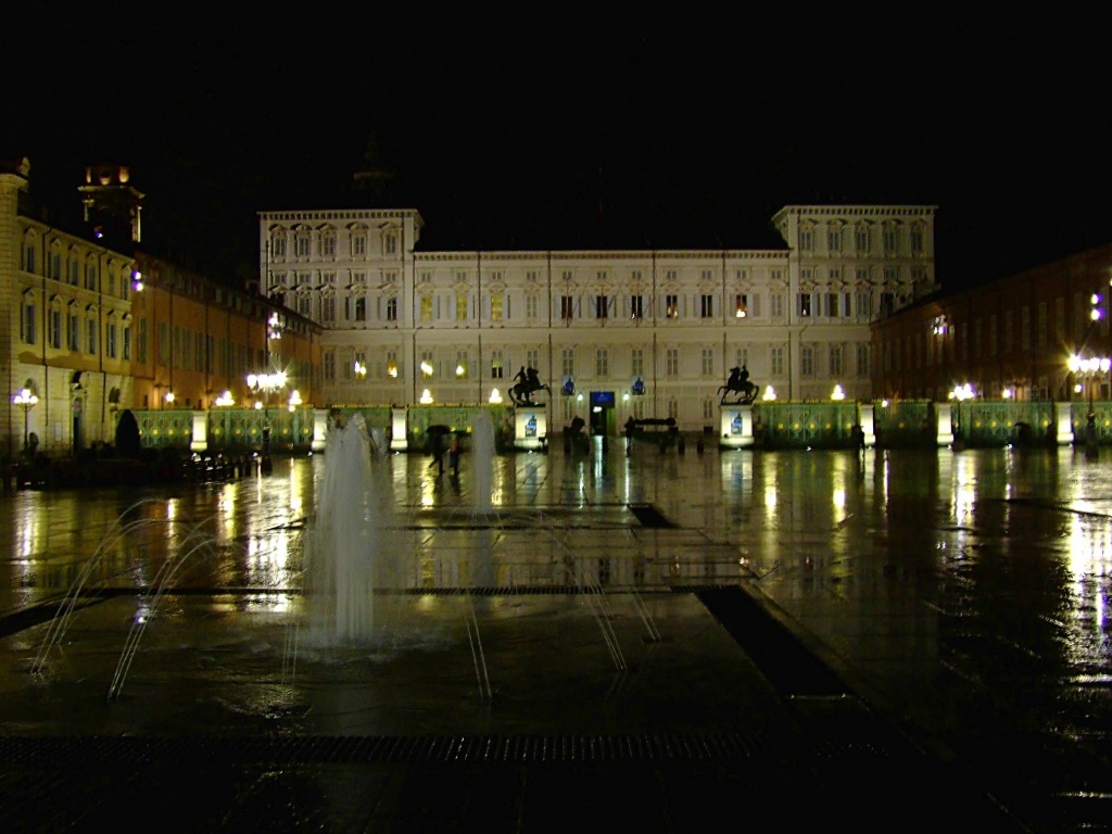 Torino notturna ..... bagnata