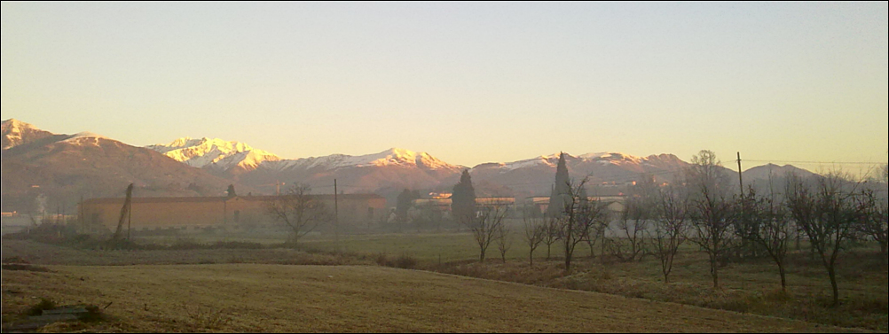 All'alba, dalla nebbia - 3