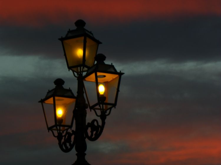 lampione solitario