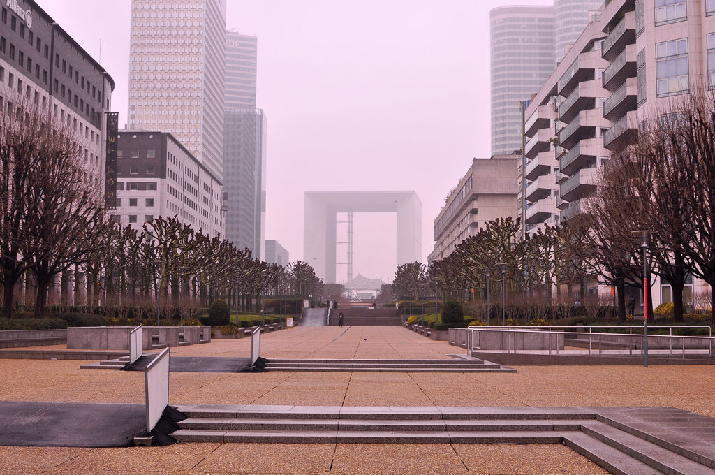 la defense