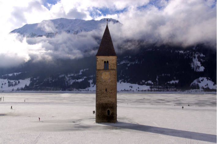 La torre nel lago