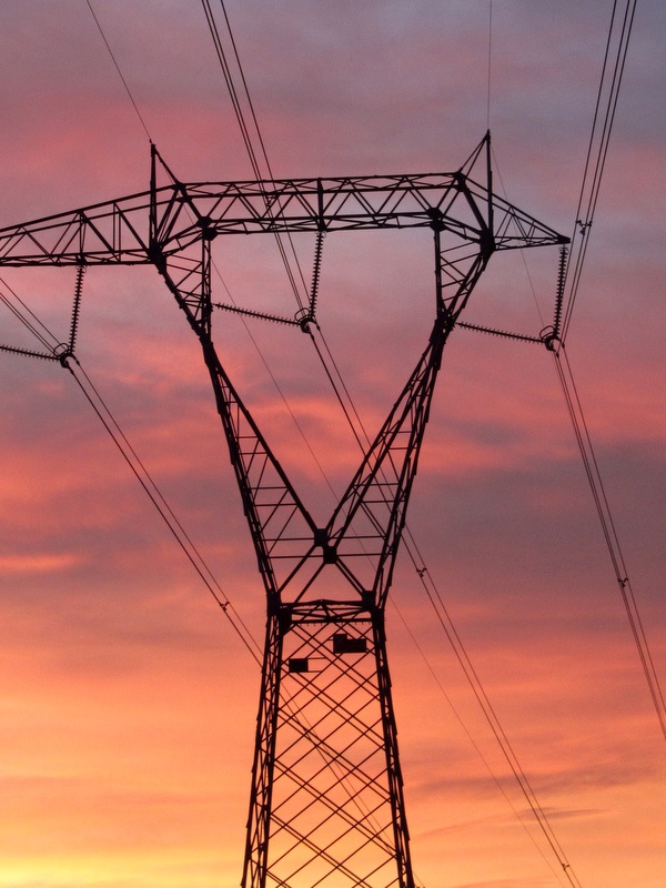 Il tramonto dell'alta tensione!