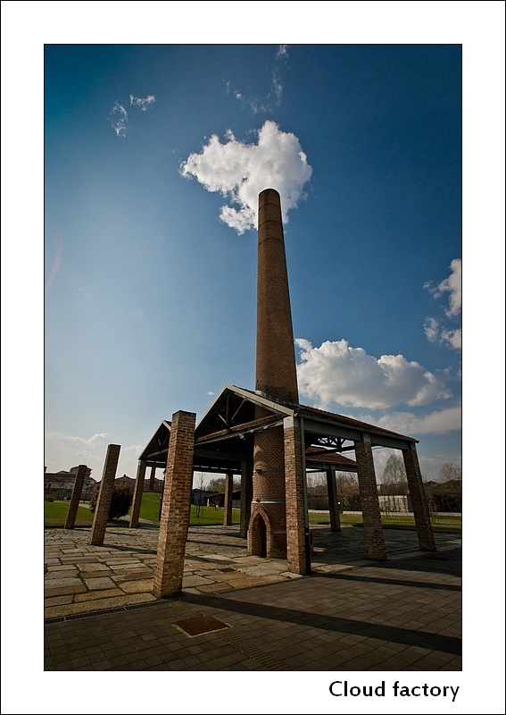 La fabbrica delle nuvole