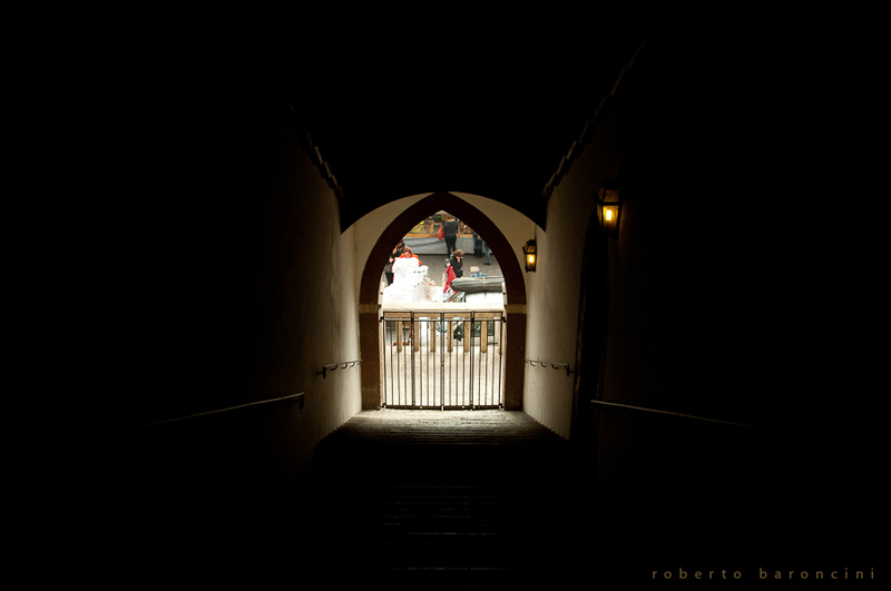 via dalla pazza folla