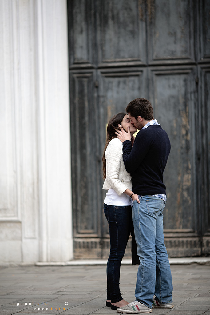 Kissing in Venice