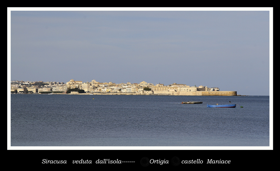 Ortigia vista dal mare  in a colori