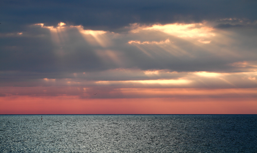 Fasci di luce al tramonto...