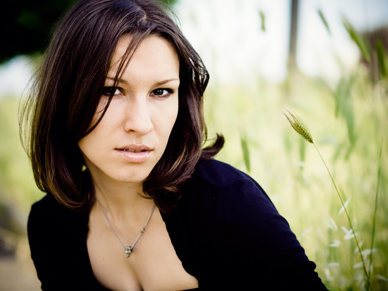 Novecento ravishes portraits