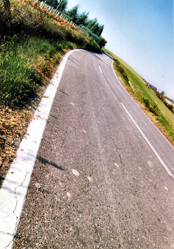 stradina di campagna