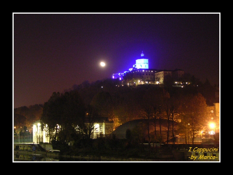 Icappuccini by night