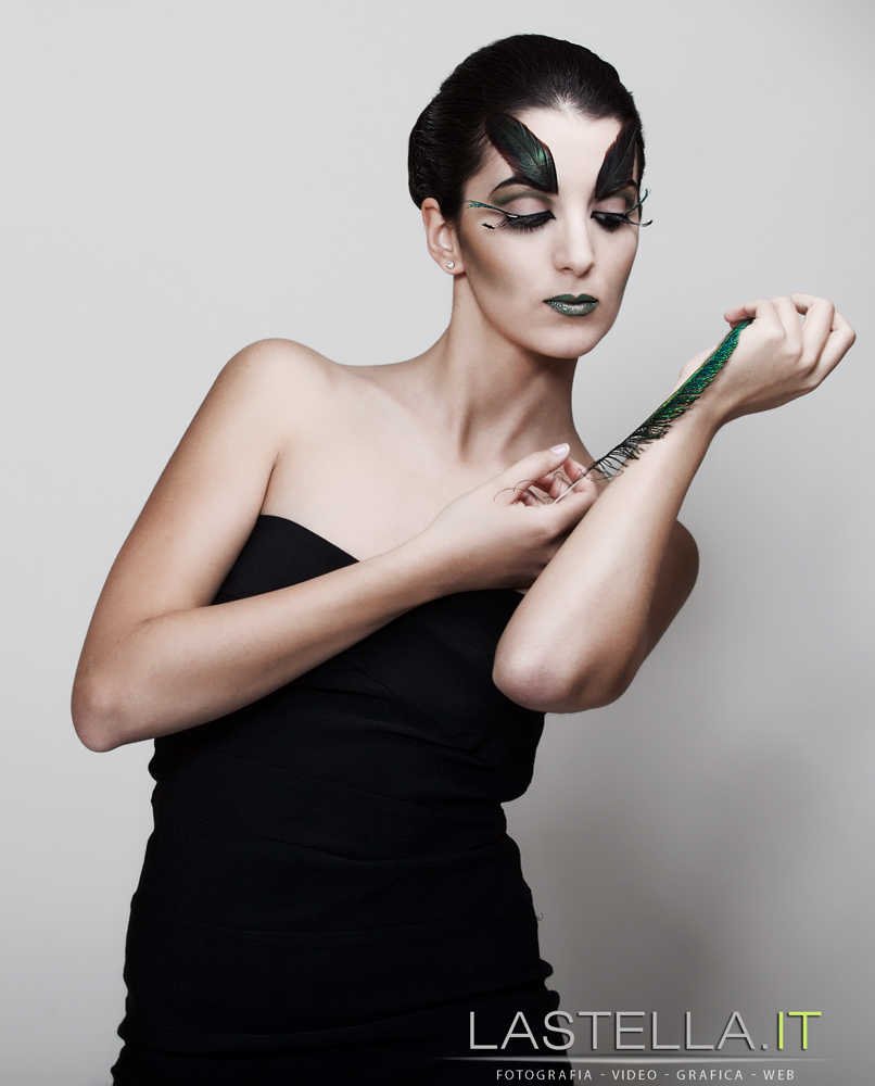 Serena - feathery green