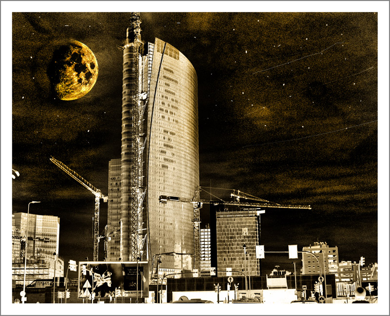 Milano e la Luna