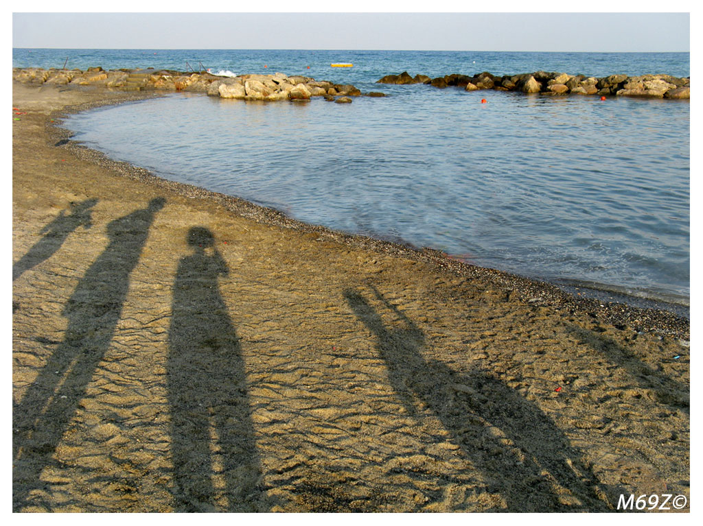 ombre lunghe sulla fine di questa estate