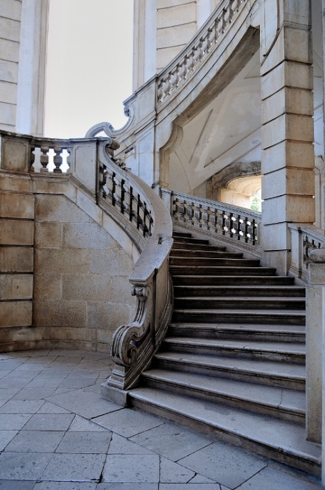 Lo scalone vanvitelliano.