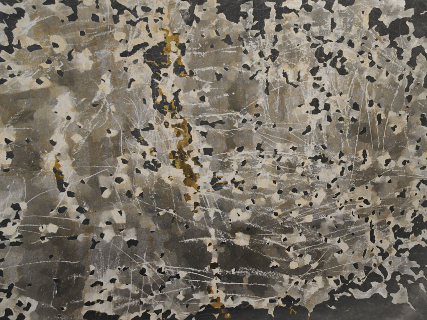 arte moderna? no, muro scrostato!