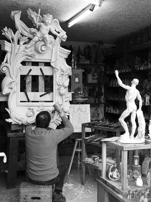 Lo scultore