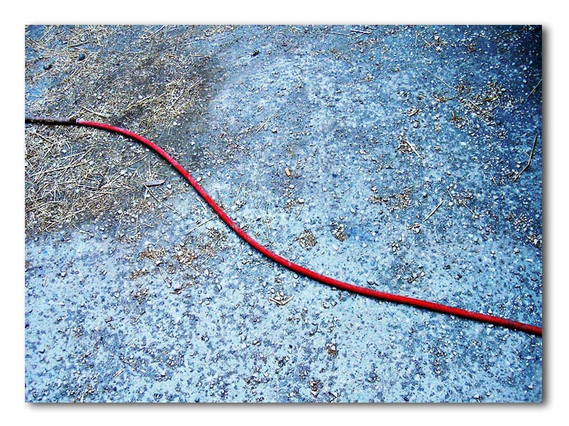 azzurro d' appoggio al linea rossa