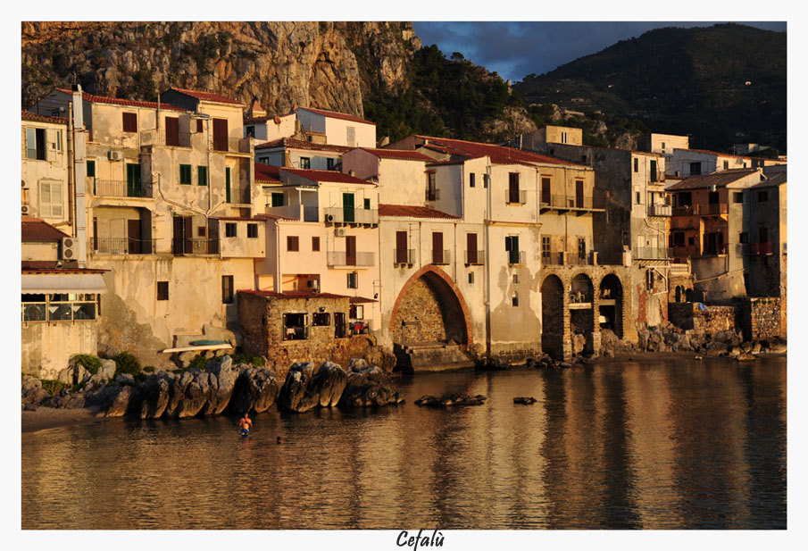 Cefal� al tramonto