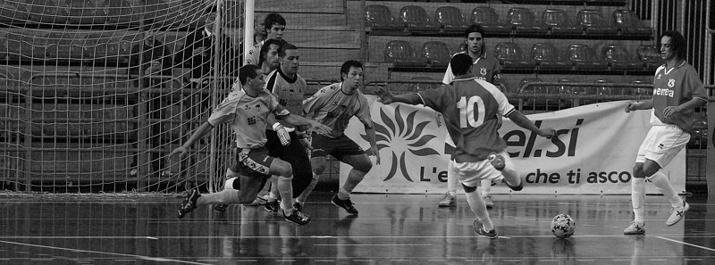 [calcio a 5]punizione