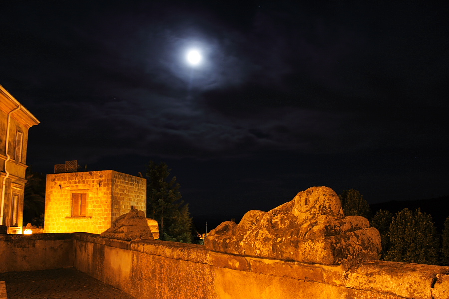 Tuscania by night