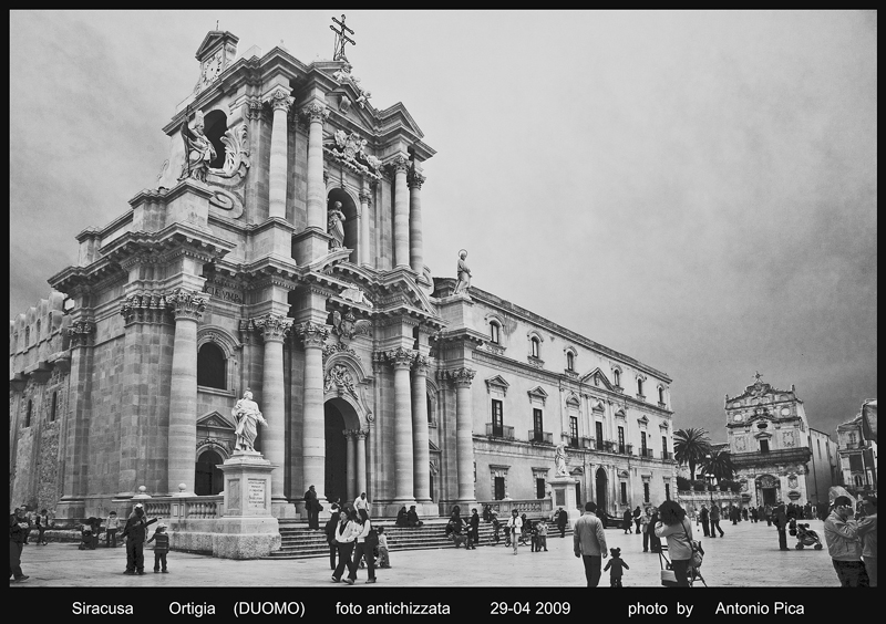 Siracusa ortigia (DUOMO) immagine retro'